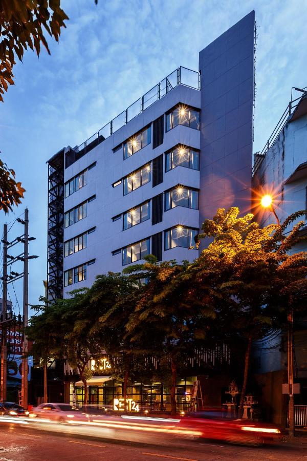 Rest24 Residence Bangkok Exterior foto